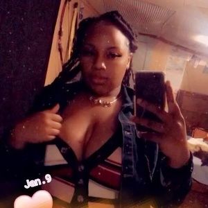 Meet your Posher, Alana